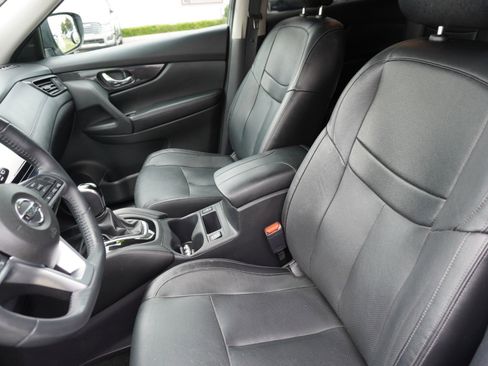 Used 2017 Nissan Rogue SL w/ SL Premium Package FWD image 21