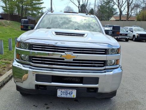 Used 2017 Chevrolet Silverado 3500 W/T w/ WT Convenience Package image 2
