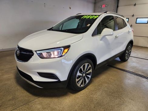 Used 2022 Buick Encore Preferred w/ Safety Package FWD image 8