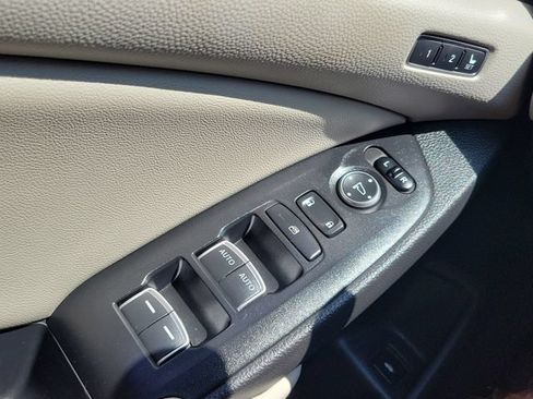 Used 2021 Honda Accord Touring image 18