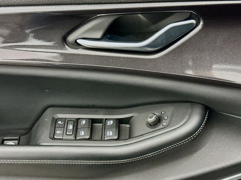 Used 2023 Jeep Grand Cherokee Altitude image 15