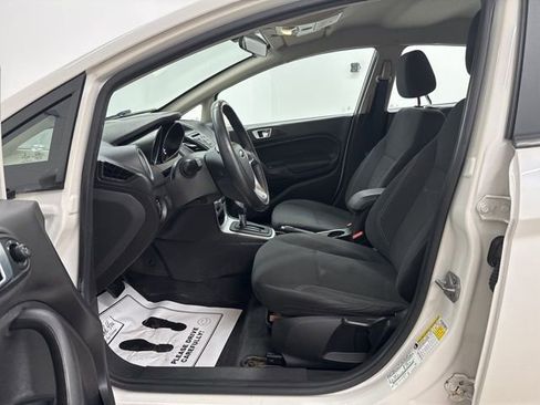 Used 2016 Ford Fiesta SE image 13