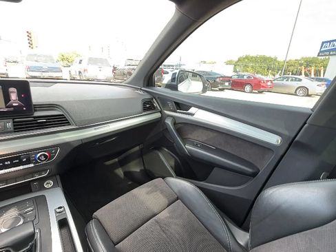 Used 2019 Audi SQ5 Premium w/ Convenience Package AWD/4WD image 59