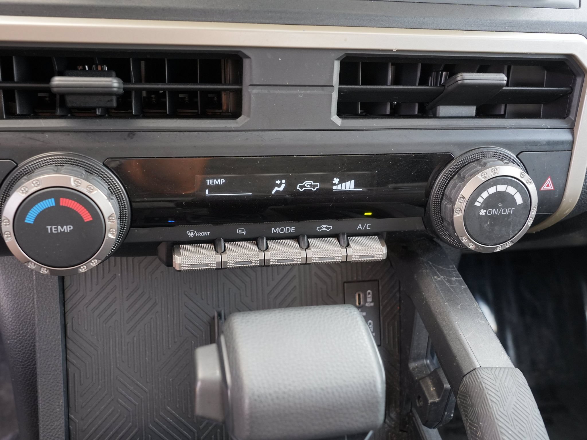 Used 2025 Toyota Tacoma SR RWD image 29