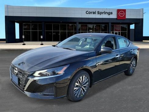 New 2026 Nissan Altima 2.5 SV AWD/4WD image 1