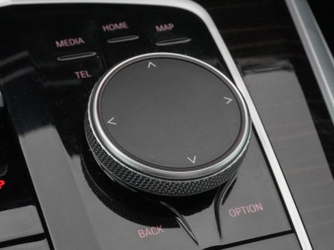 Used 2024 BMW X5 xDrive40i w/ Premium Package image 25