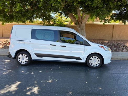 Used 2022 Ford Transit Connect XLT FWD image 13