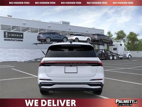 New 2026 Lincoln Nautilus Reserve w/ Jet Appearance Package image 4