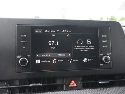 Used 2025 Kia Sportage LX AWD/4WD image 40