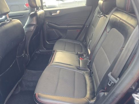 Used 2023 Ford Escape ST-Line Select w/ Tech Pack #2 AWD/4WD image 9
