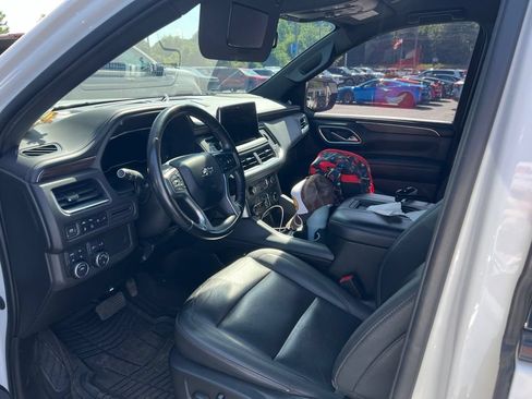 Used 2022 Chevrolet Tahoe Z71 AWD/4WD image 3