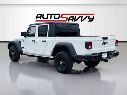 Used 2023 Jeep Gladiator Sport AWD/4WD image 5