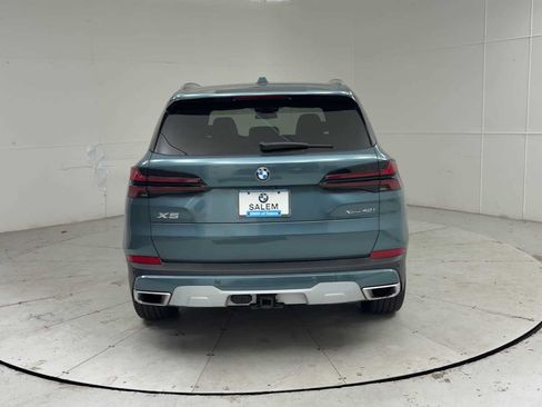 Used 2025 BMW X5 xDrive40i AWD/4WD image 3