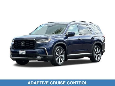 Certified 2024 Honda Pilot Touring image 2
