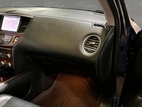 Used 2018 Nissan Pathfinder S image 33