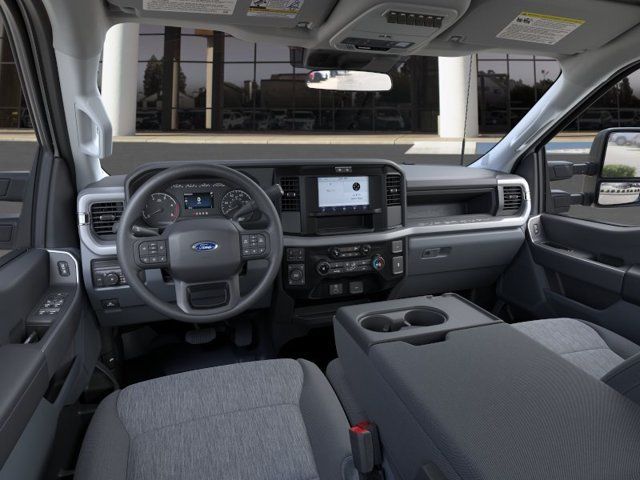 New 2026 Ford F250 XL w/ STX Appearance Package AWD/4WD image 9