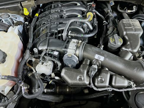 Used 2024 Jeep Grand Cherokee Limited image 33