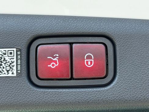 Certified 2025 Mercedes-Benz E 350 Sedan image 14