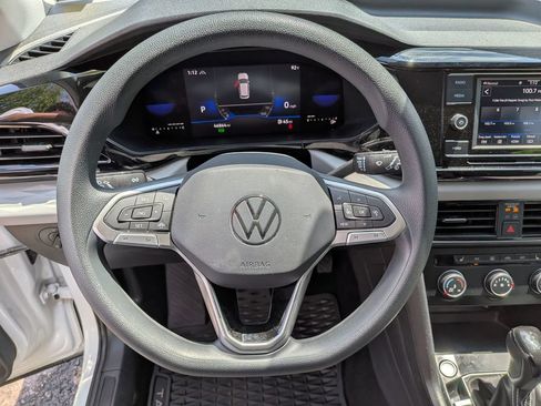 Used 2022 Volkswagen Taos S AWD/4WD image 15