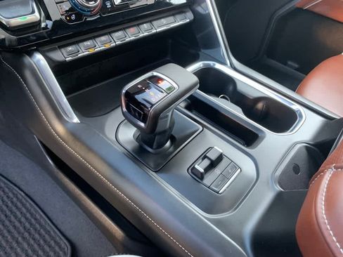 Used 2025 GMC Sierra 1500 Denali Ultimate AWD/4WD image 18