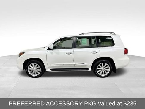 Used 2008 Lexus LX 570 4WD w/ Technology Pkg image 11