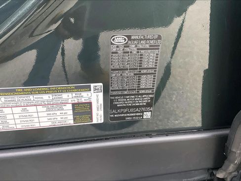 Used 2025 Land Rover Range Rover SE image 32