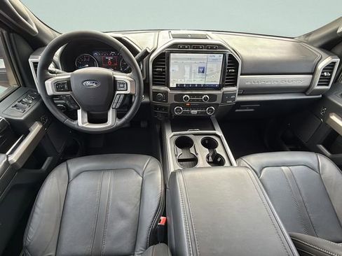 Used 2022 Ford F350 Platinum image 21