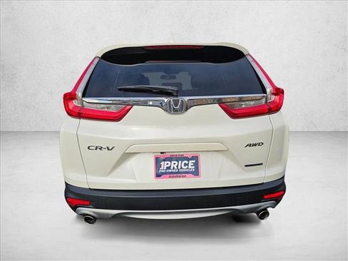 Used 2018 Honda CR-V Touring image 6