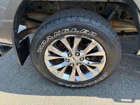 Used 2016 Ford F150 XLT w/ Equipment Group 302A Luxury AWD/4WD image 10