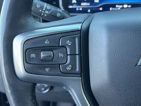 Used 2022 Chevrolet Silverado 1500 LT image 11