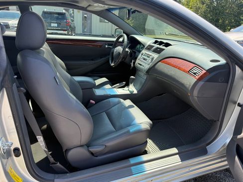 Used 2006 Toyota Solara SE FWD image 13