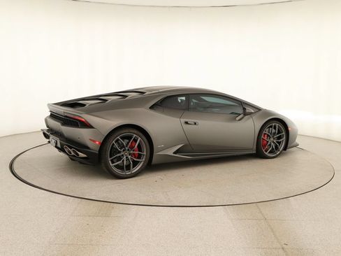 Used 2015 Lamborghini Huracan LP 610-4 AWD/4WD image 7