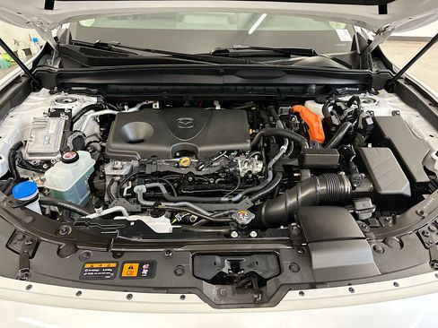 Used 2025 MAZDA CX-50 AWD 2.5 Hybrid w/ Premium Pkg image 36