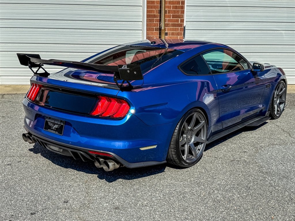 Used 2017 Ford Mustang GT Premium RWD image 35