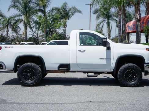 Used 2022 Chevrolet Silverado 2500 LT w/ Convenience Package AWD/4WD image 10