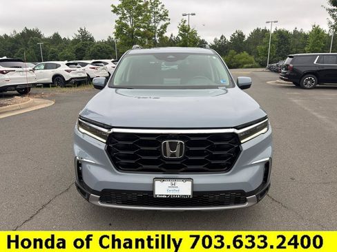 Certified 2023 Honda Pilot Elite image 2