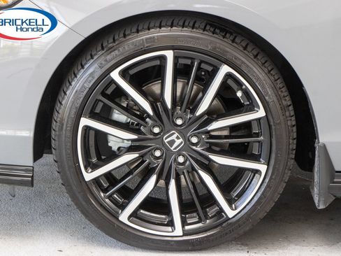 Certified 2025 Honda Accord Touring image 37