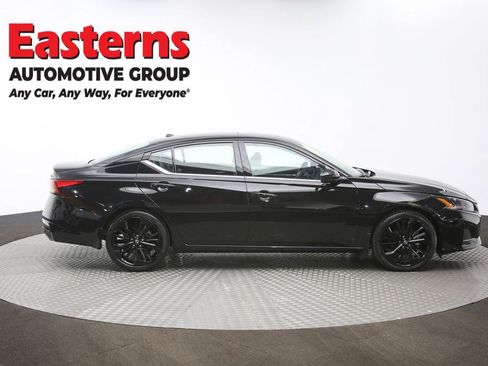 Used 2024 Nissan Altima 2.5 SR w/ SR Premium Package image 45