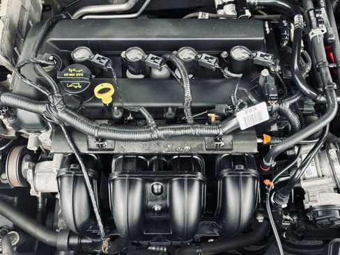 Used 2014 Ford Fusion S FWD image 4