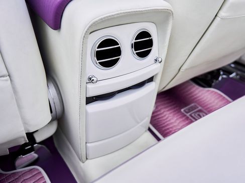 Used 2008 Rolls-Royce Phantom Drophead Coupe image 57