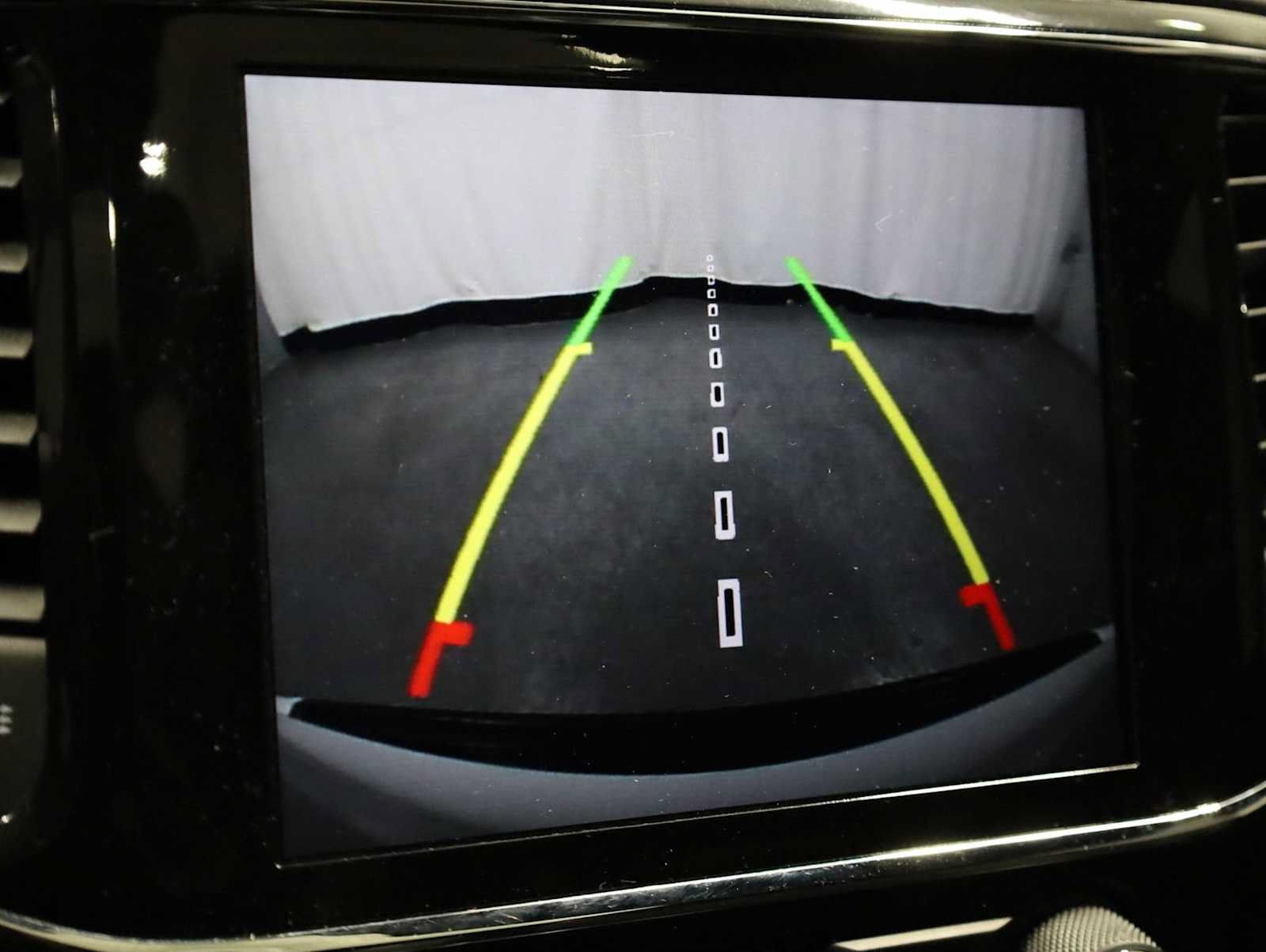 Used 2021 Jeep Grand Cherokee Limited w/ Quick Order Package 28K 80th AWD/4WD image 32