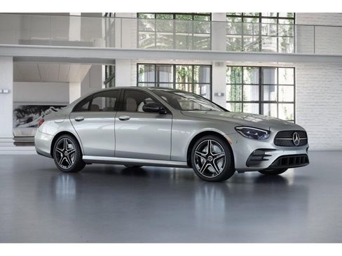 Certified 2022 Mercedes-Benz E 350 4MATIC Sedan image 13