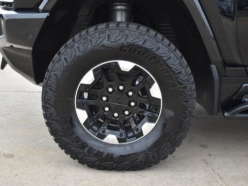 New 2024 GMC Hummer EV 2X w/ Extreme Off-Road Package image 23