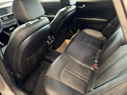Used 2018 Kia Optima EX w/ Technology Package image 12