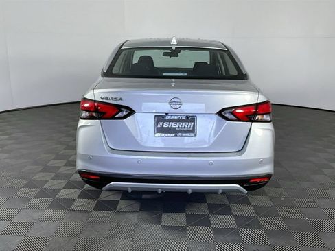 Used 2025 Nissan Versa SV w/ Trunk Package FWD image 5