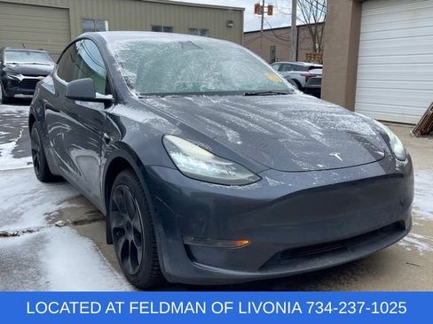 Used 2021 Tesla Model Y Long Range image 4