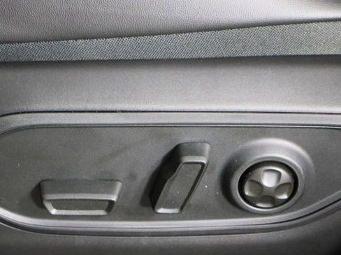 New 2025 Jeep Grand Cherokee Limited image 24