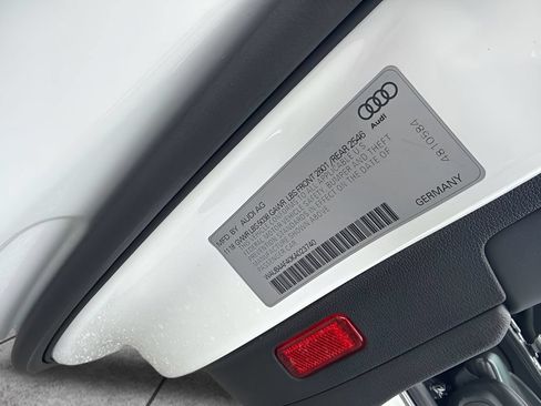 Used 2019 Audi S4 Premium Plus w/ Premium Plus Package AWD/4WD image 21