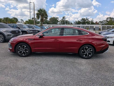 Used 2024 Hyundai Sonata SEL FWD image 5