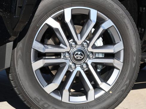 New 2025 Toyota 4Runner Limited image 13